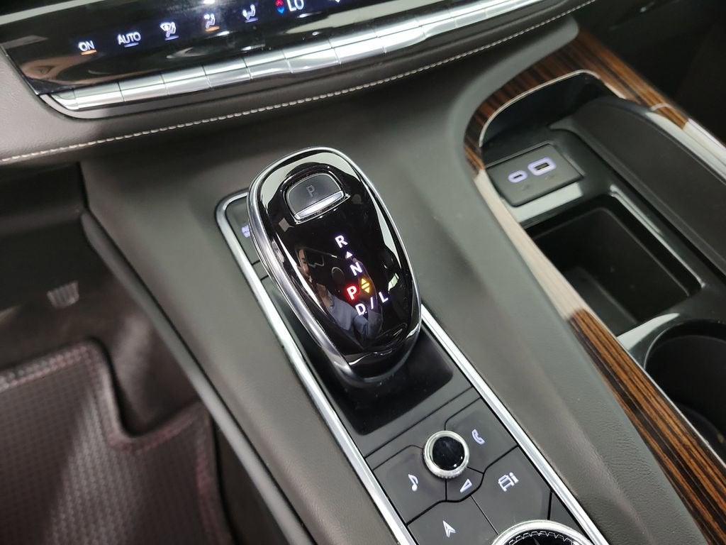 2022 Cadillac Escalade Luxury