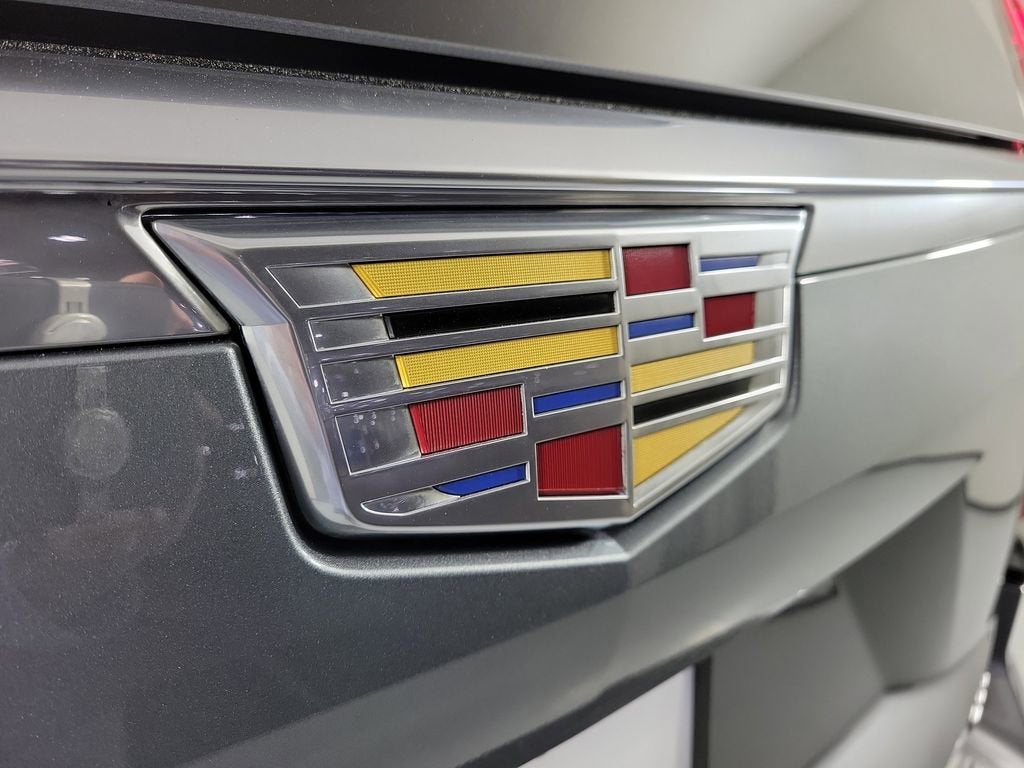 2022 Cadillac Escalade Luxury