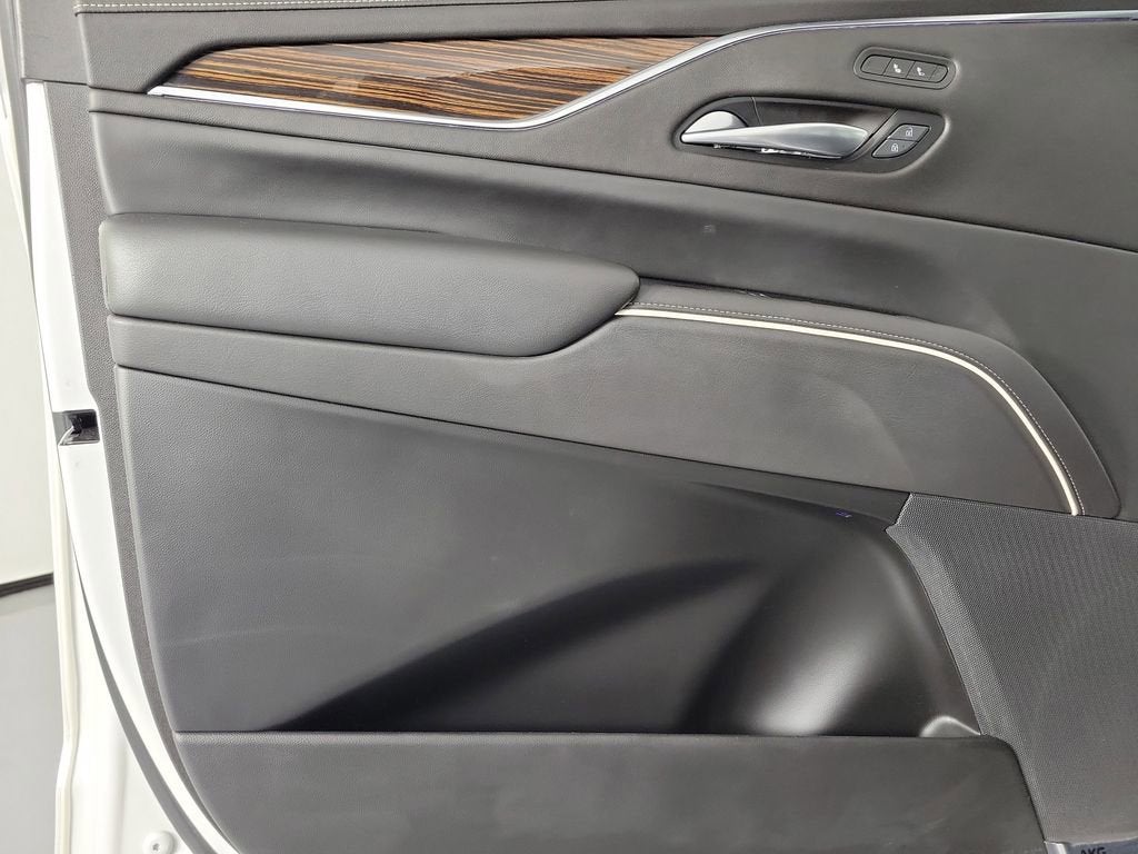 2021 Cadillac Escalade Luxury