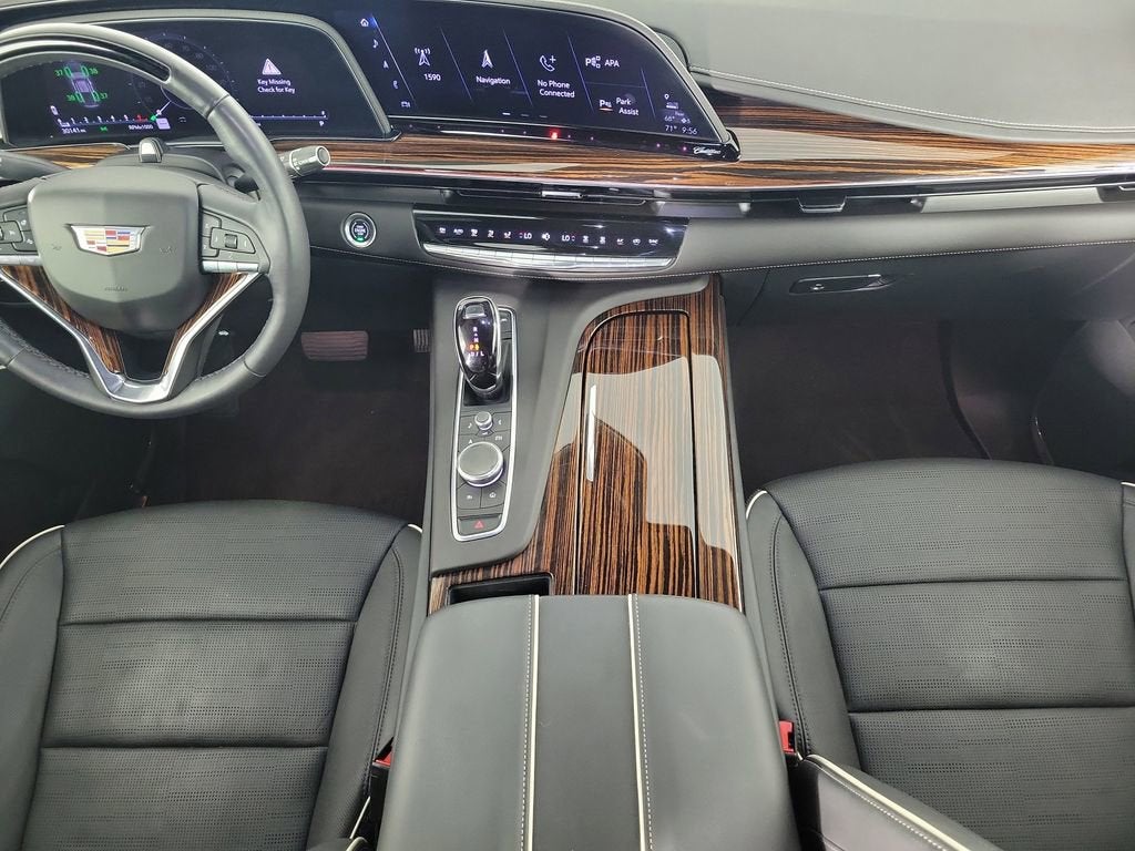 2022 Cadillac Escalade Premium Luxury
