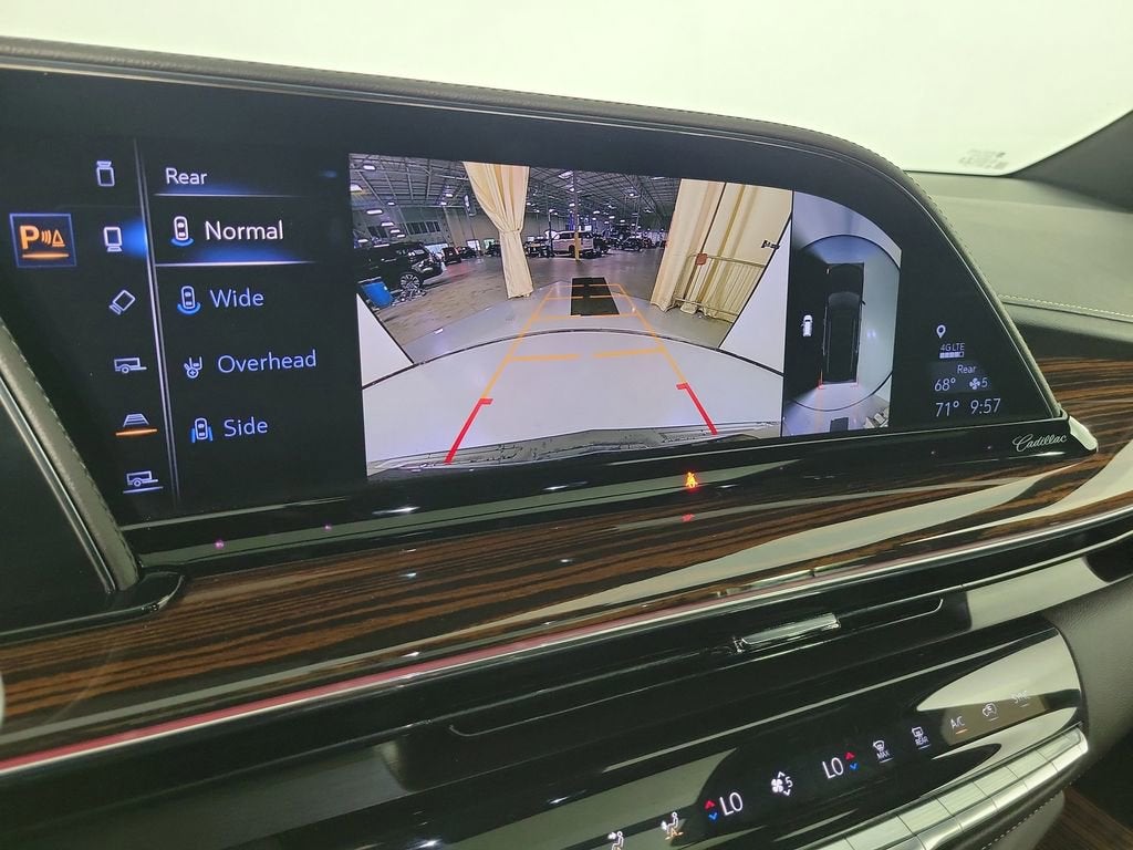 2022 Cadillac Escalade Premium Luxury