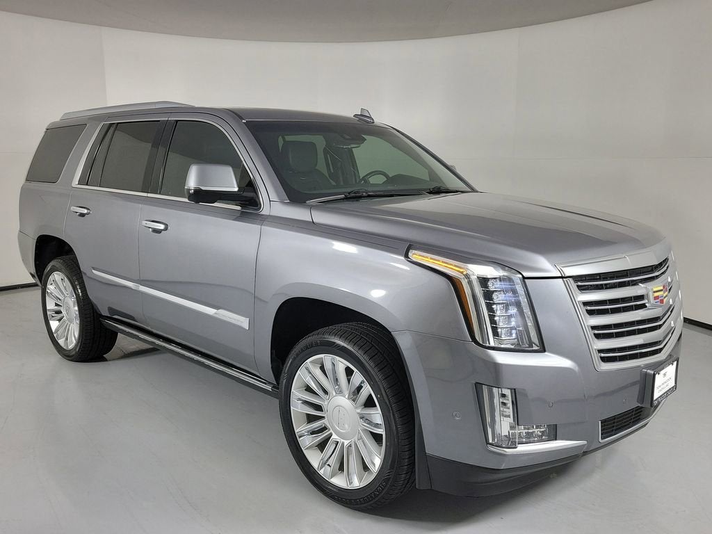 2018 Cadillac Escalade 2WD Platinum's photo