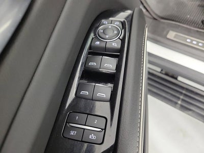 2023 Cadillac Escalade Sport