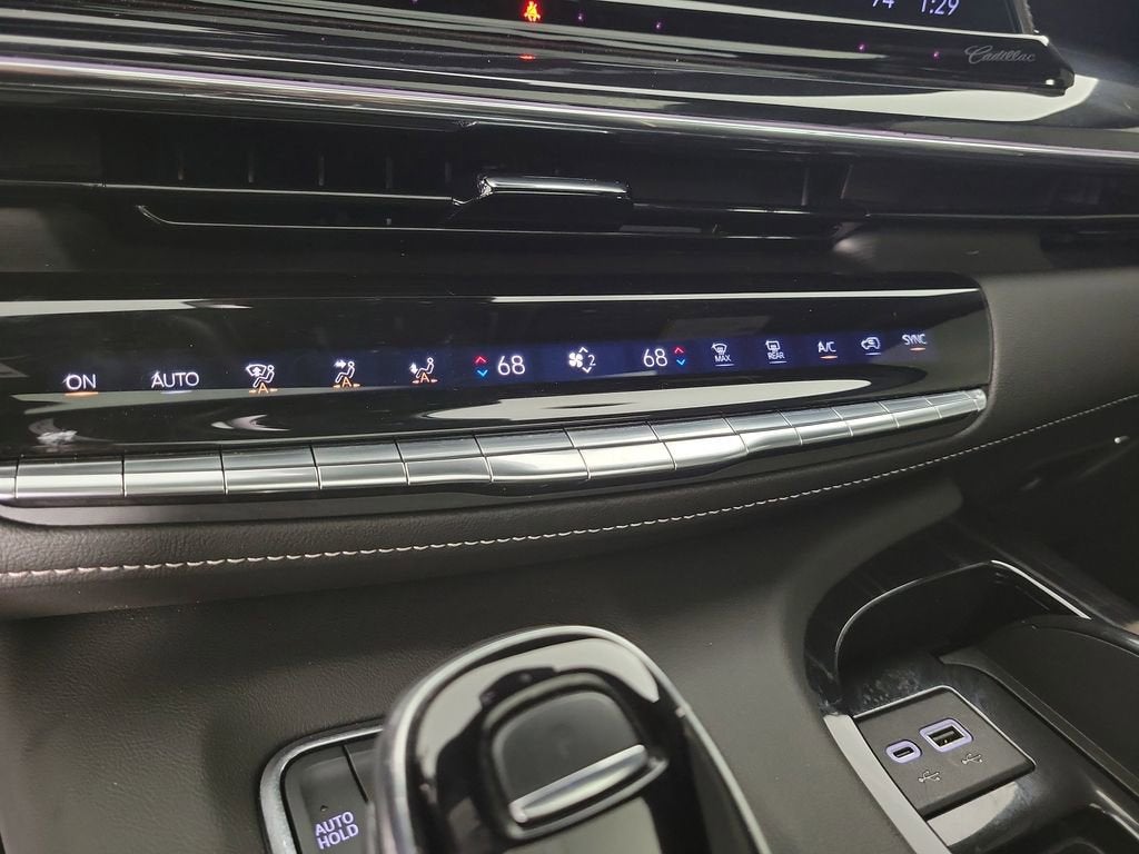 2023 Cadillac Escalade Sport