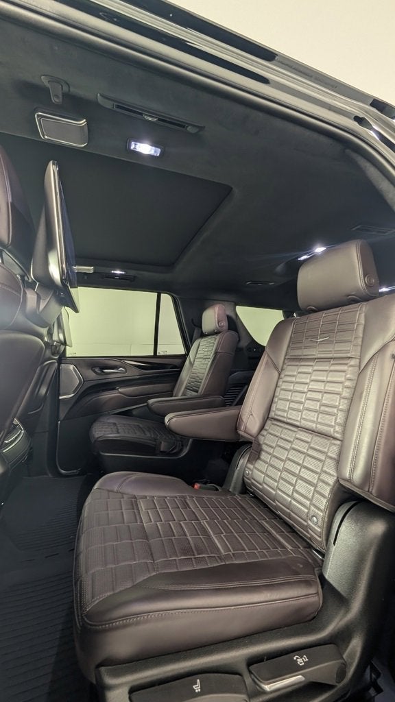 2023 Cadillac Escalade Sport Platinum