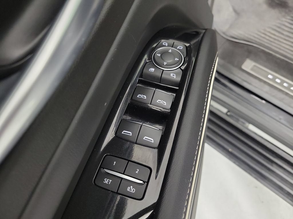2023 Cadillac Escalade ESV RWD Premium Luxury
