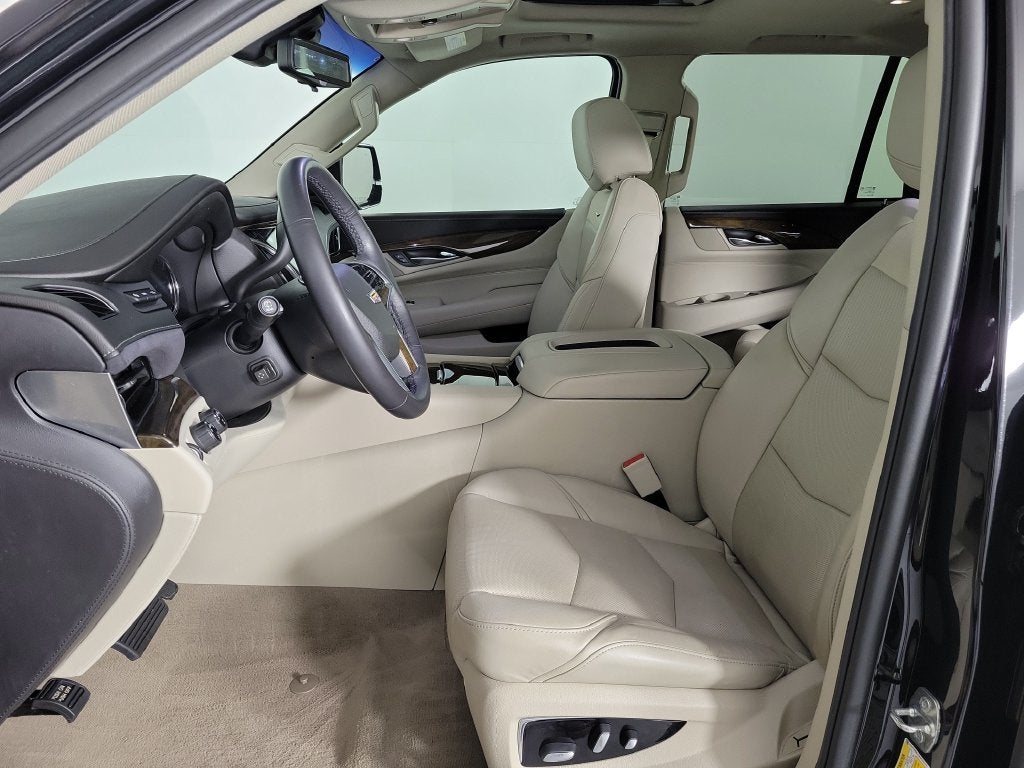 2019 Cadillac Escalade Luxury