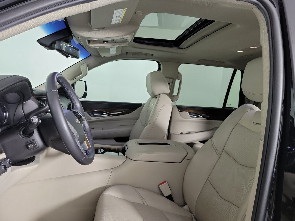 2019 Cadillac Escalade Luxury