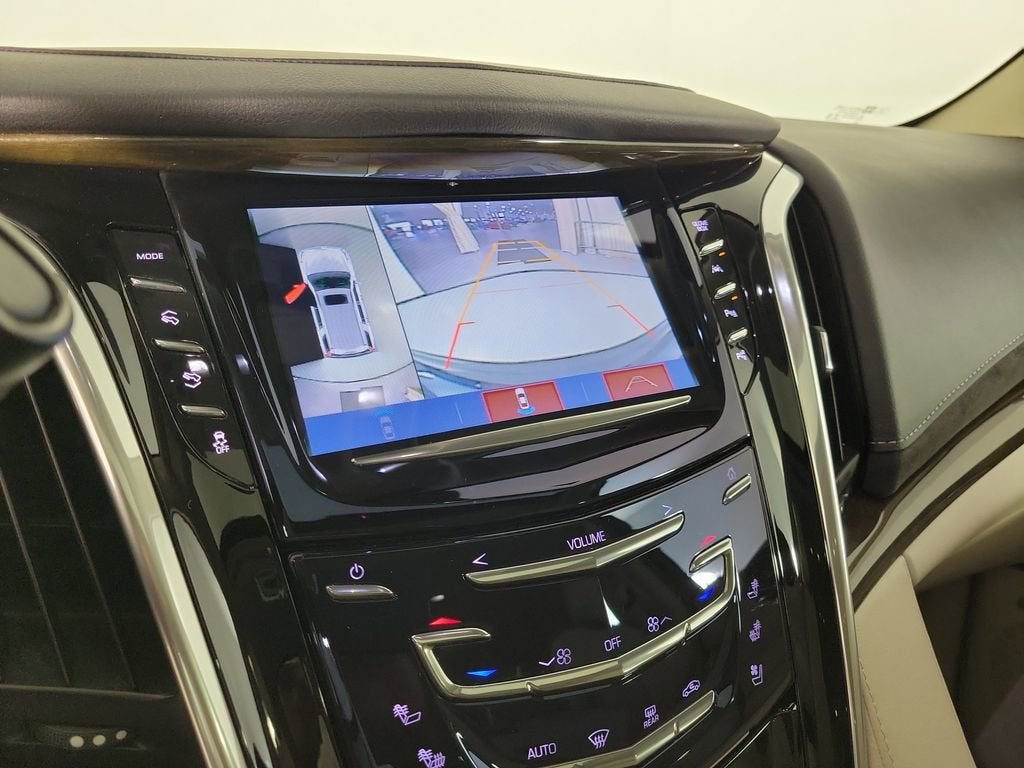 2020 Cadillac Escalade Luxury