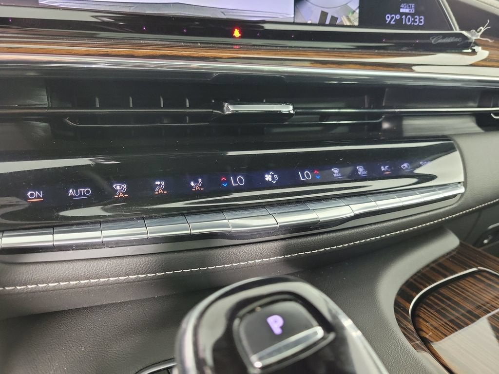 2023 Cadillac Escalade 4WD Premium Luxury