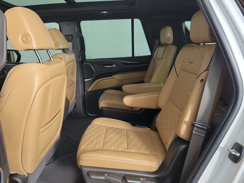 2023 Cadillac Escalade 4WD Premium Luxury