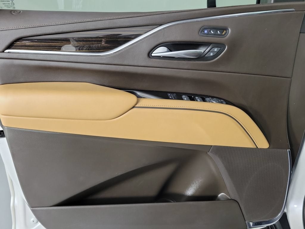 2023 Cadillac Escalade 4WD Premium Luxury