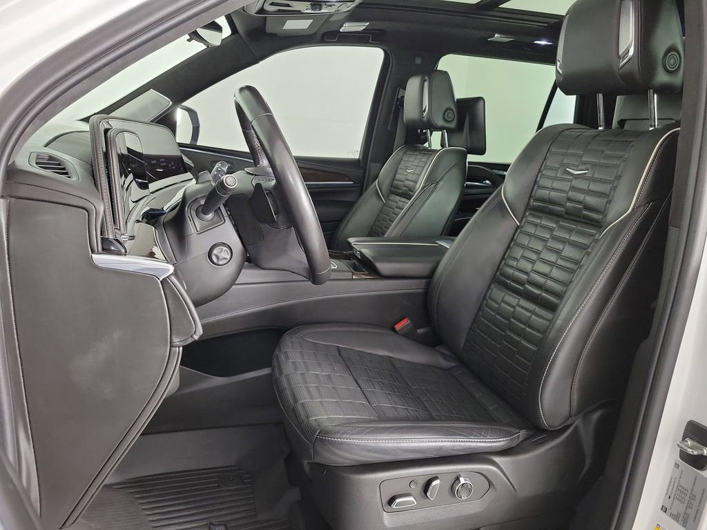 2023 Cadillac Escalade Premium Luxury Platinum