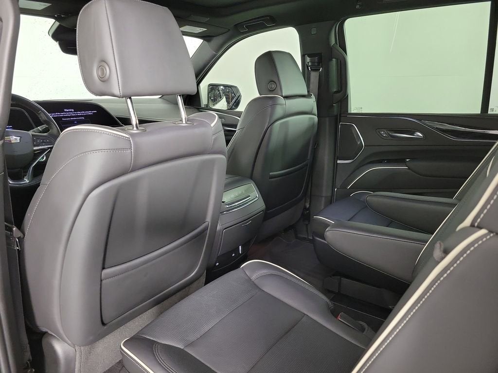 2022 Cadillac Escalade Sport
