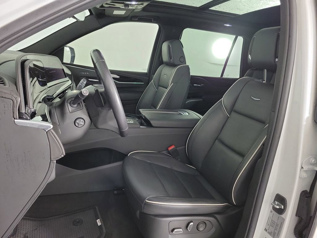 2022 Cadillac Escalade Sport