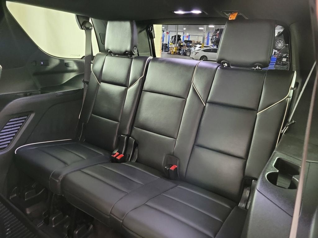 2022 Cadillac Escalade Sport