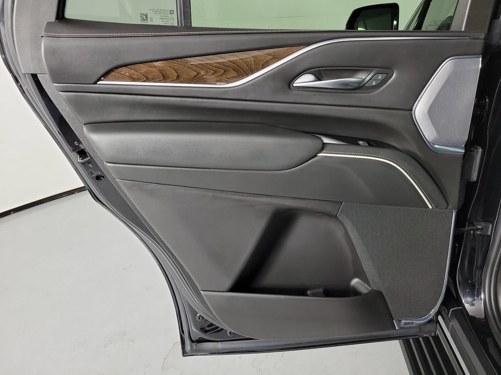 2023 Cadillac Escalade 4WD Sport Platinum