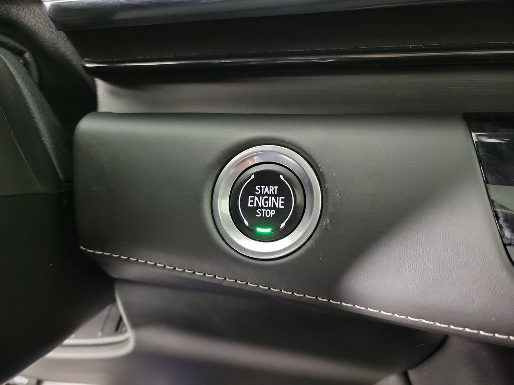 2023 Cadillac Escalade 4WD Sport Platinum