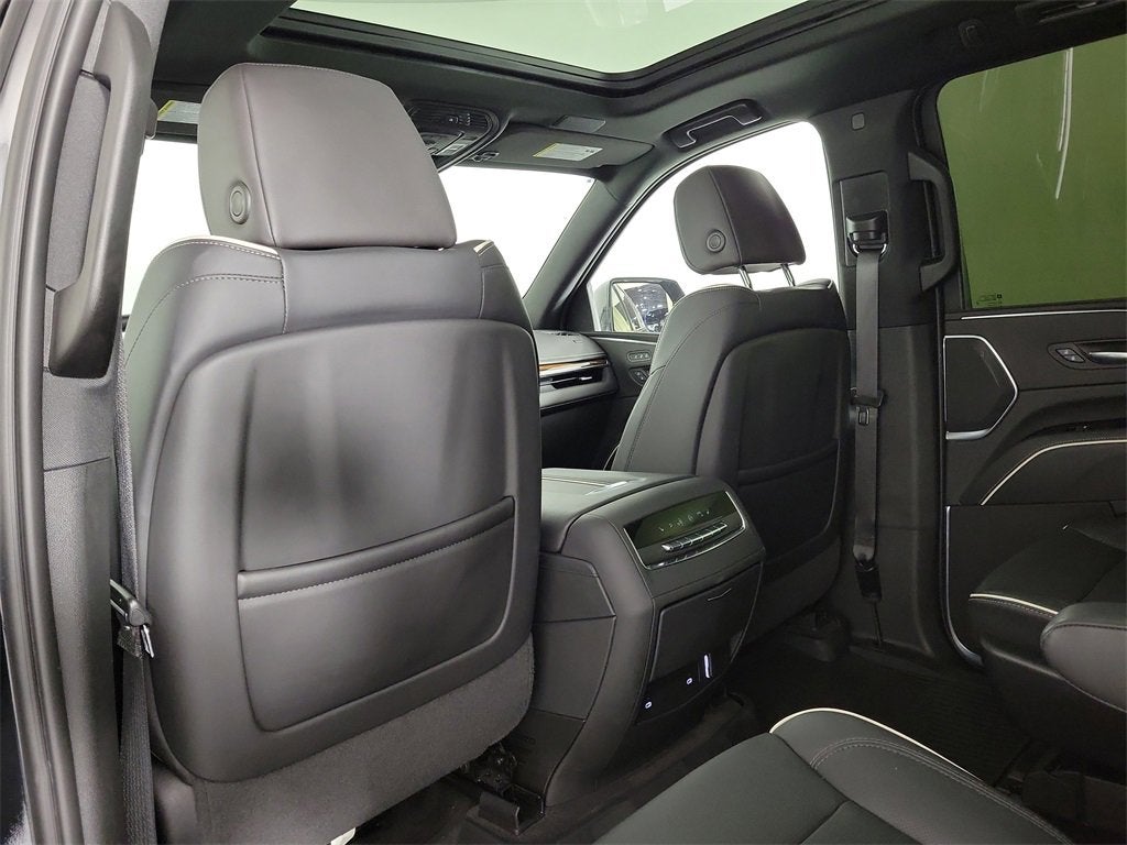 2023 Cadillac Escalade ESV Premium Luxury