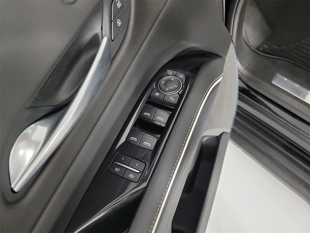 2023 Cadillac Escalade ESV Premium Luxury