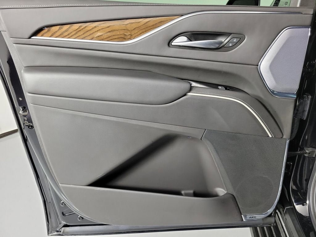 2023 Cadillac Escalade ESV Premium Luxury Platinum