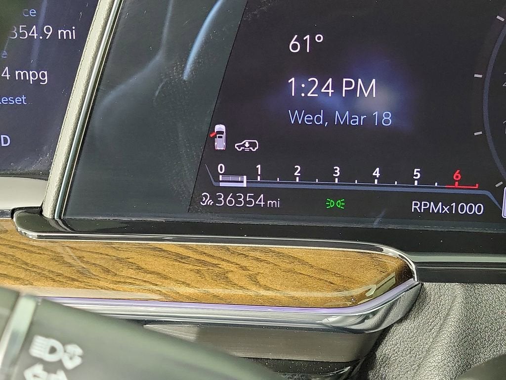 2023 Cadillac Escalade ESV Premium Luxury Platinum