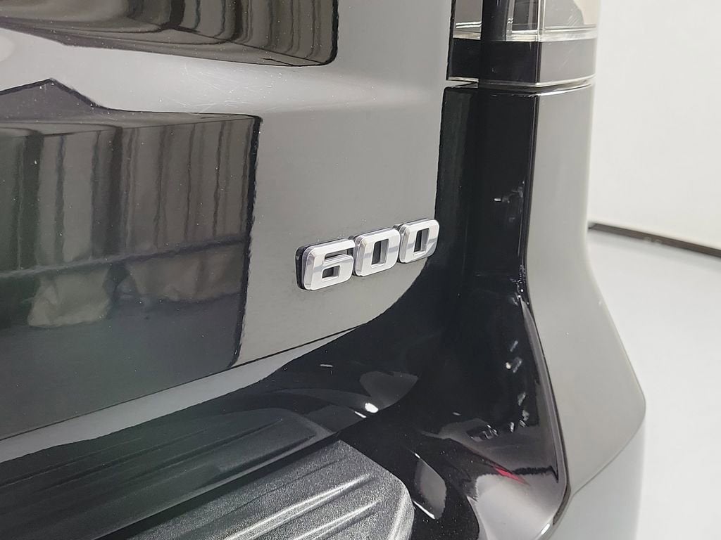 2023 Cadillac Escalade ESV Premium Luxury Platinum