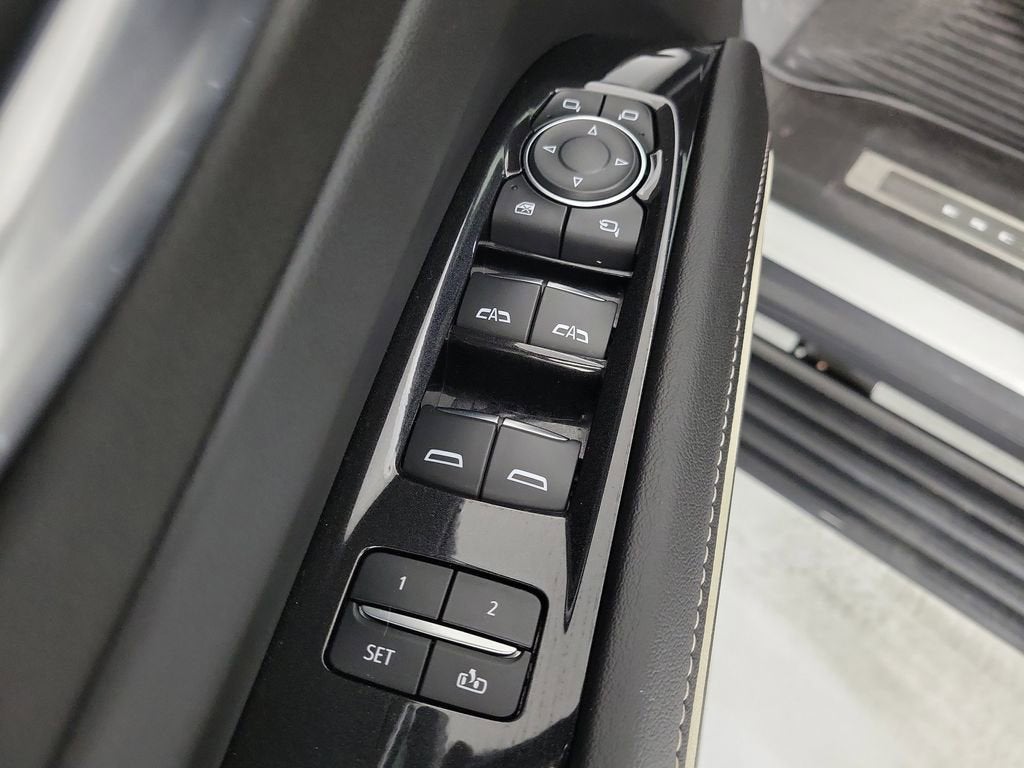 2023 Cadillac Escalade ESV Sport