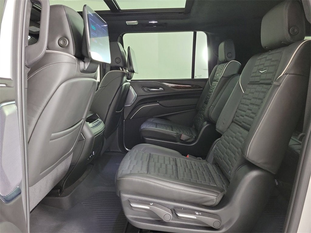 2024 Cadillac Escalade ESV Sport Platinum