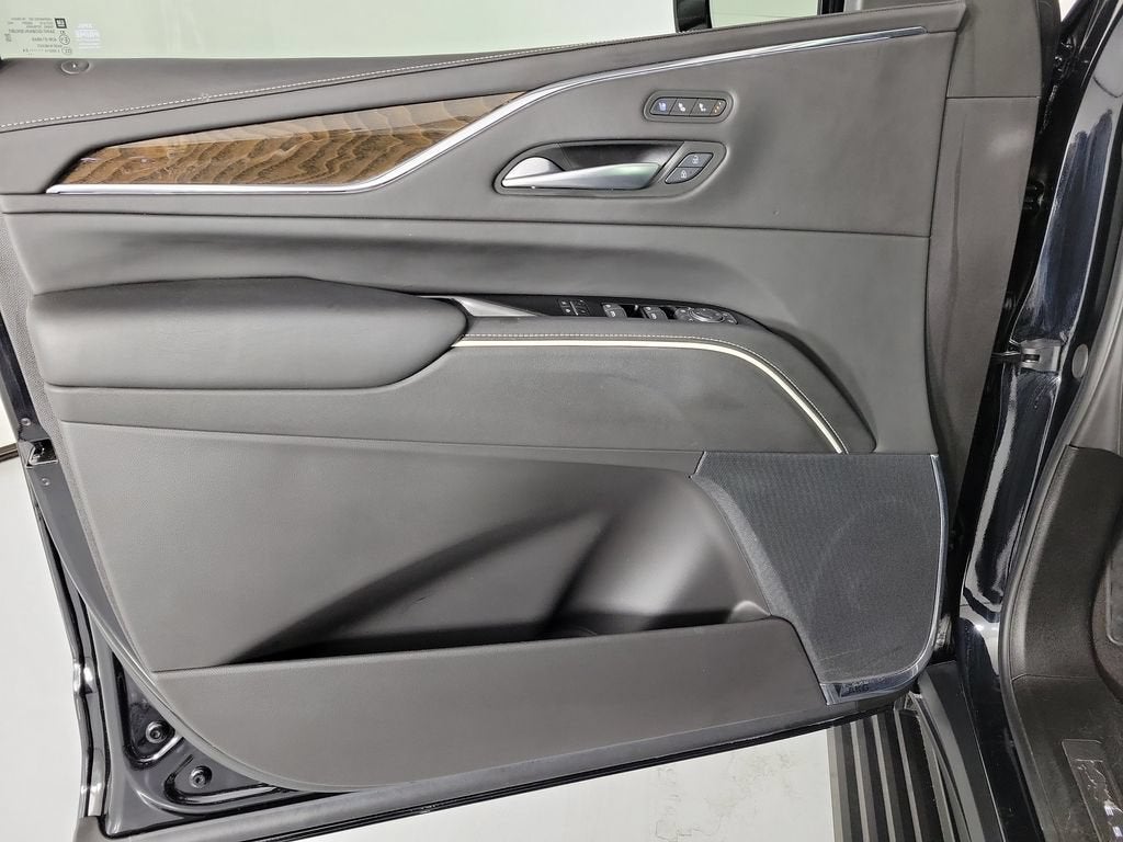 2024 Cadillac Escalade ESV Sport Platinum