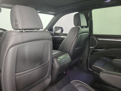 2025 Cadillac Escalade Premium Luxury