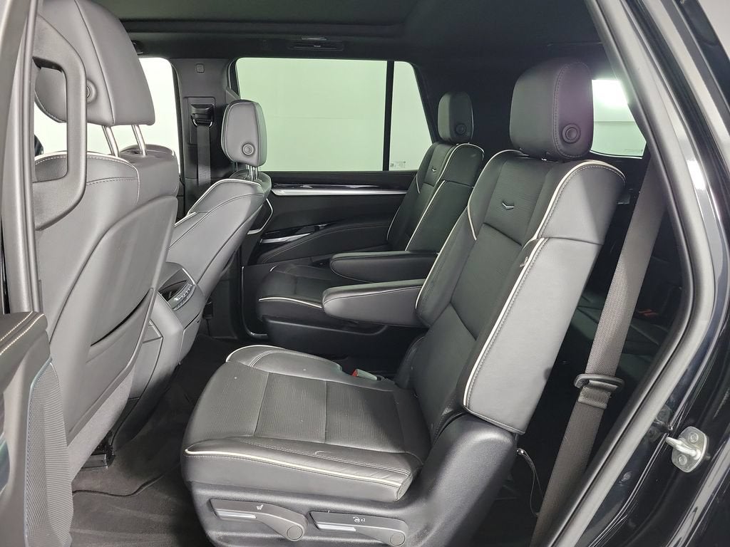 2025 Cadillac Escalade Sport