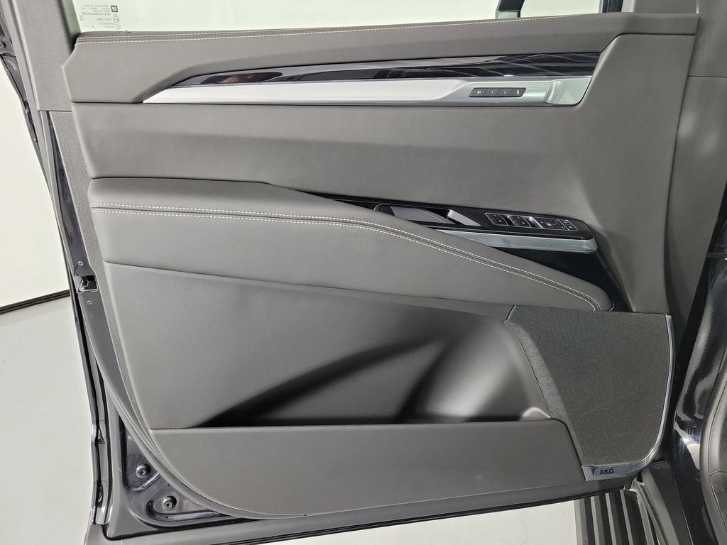 2025 Cadillac Escalade Sport