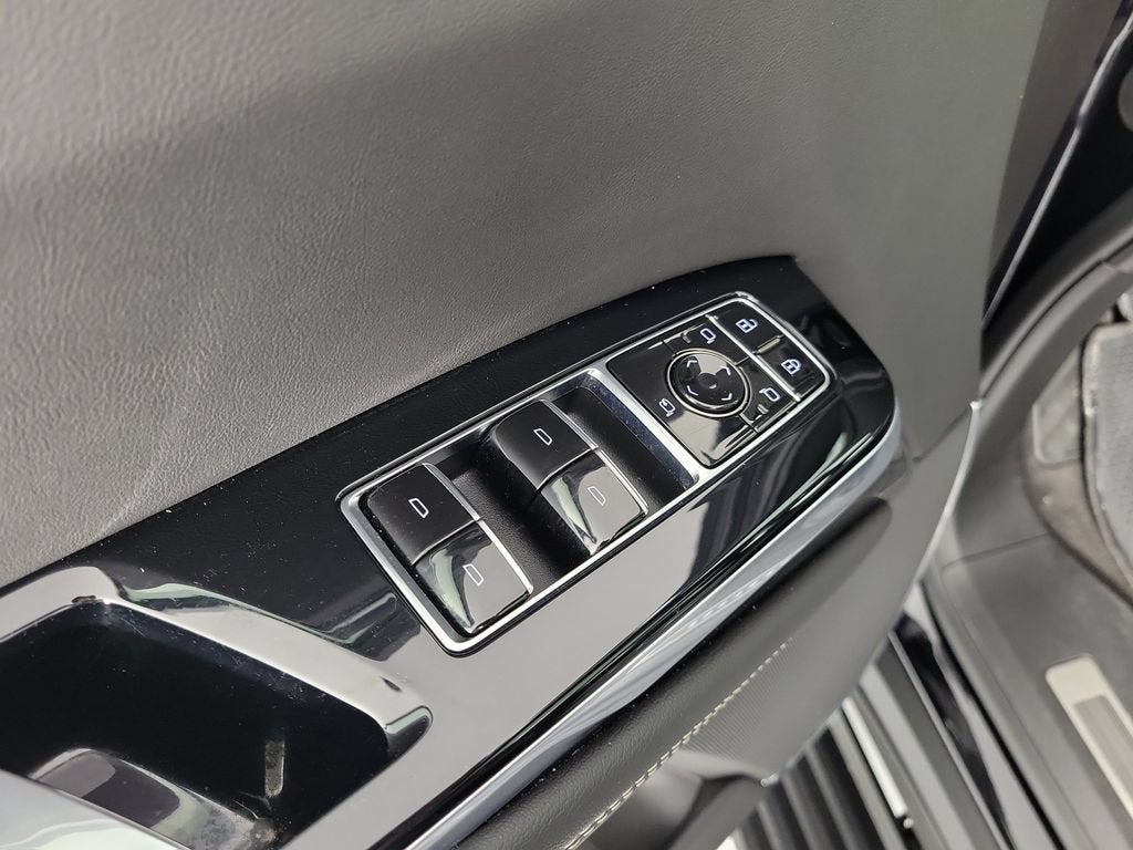 2025 Cadillac Escalade Sport