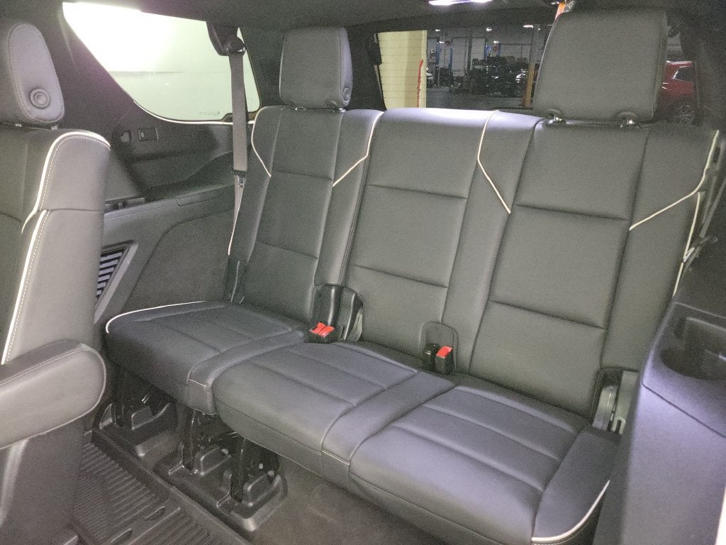 2025 Cadillac Escalade Sport