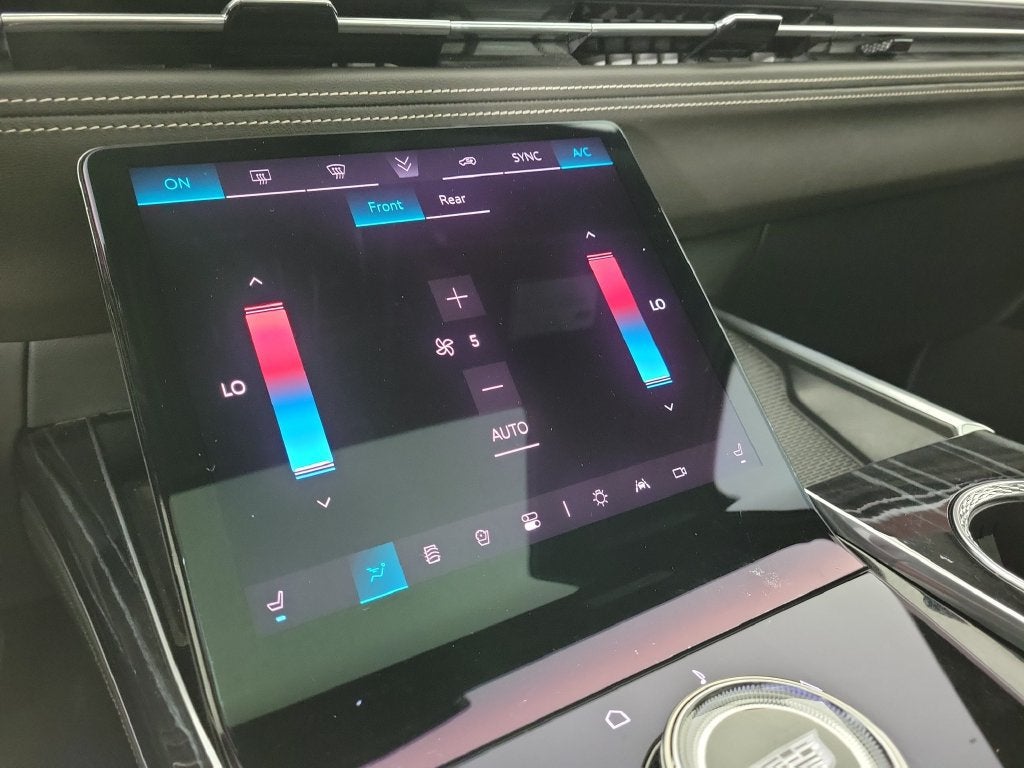 2025 Cadillac Escalade Sport
