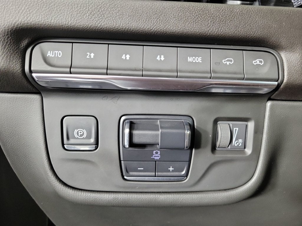 2025 Cadillac Escalade Sport