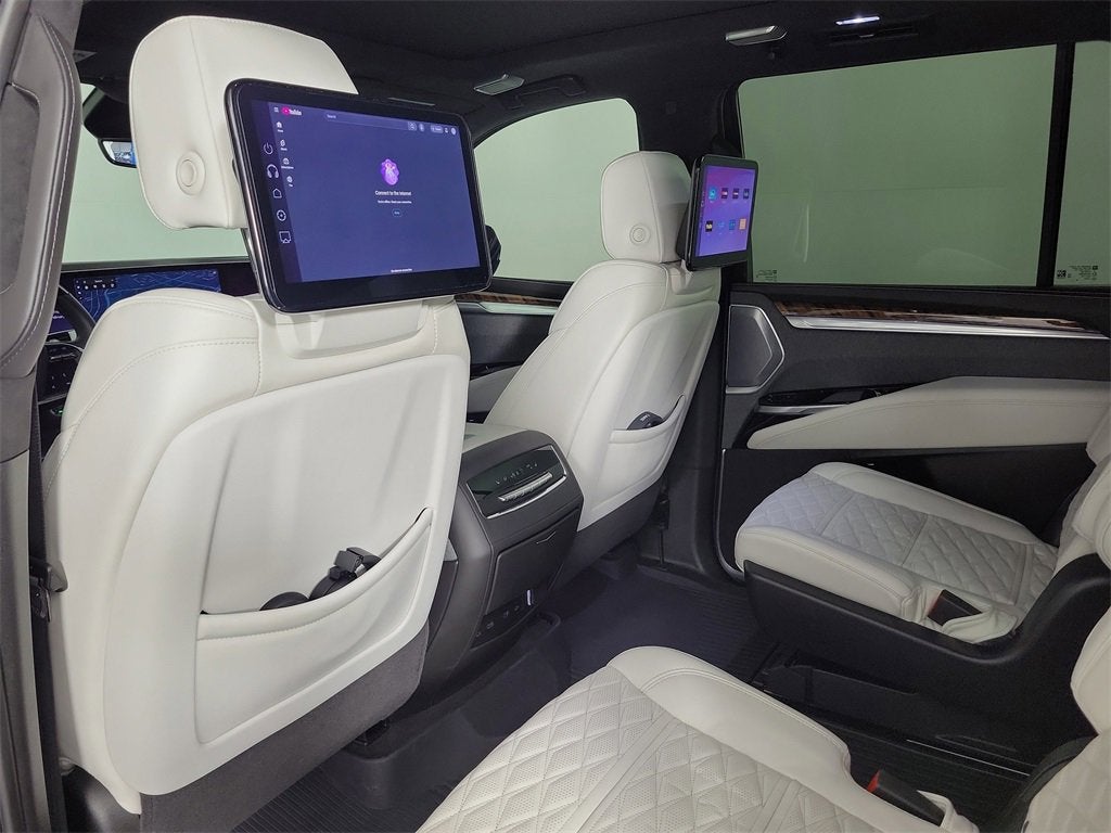 2025 Cadillac Escalade Sport Platinum