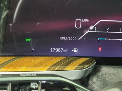 2025 Cadillac Escalade Sport Platinum