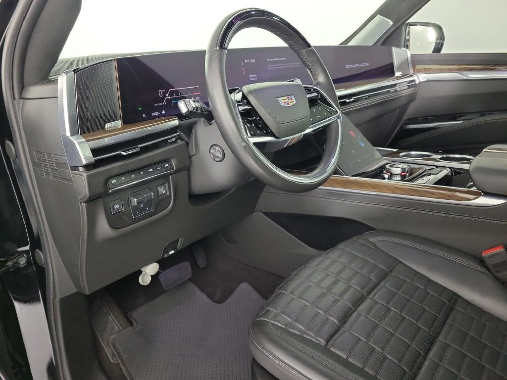 2025 Cadillac Escalade Sport Platinum