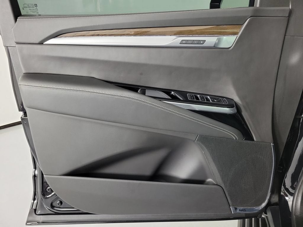 2025 Cadillac Escalade ESV Sport Platinum