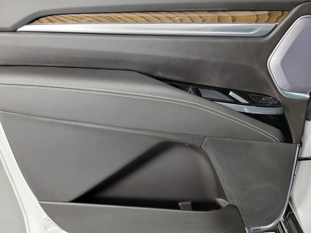 2025 Cadillac Escalade ESV Sport Platinum