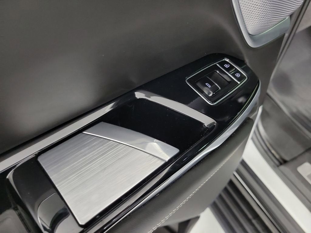 2025 Cadillac Escalade ESV Sport Platinum
