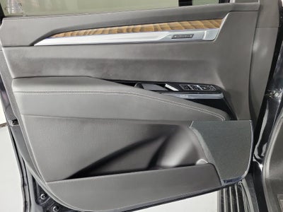 2025 Cadillac Escalade ESV Sport Platinum