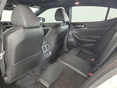 2023 Nissan Maxima SR