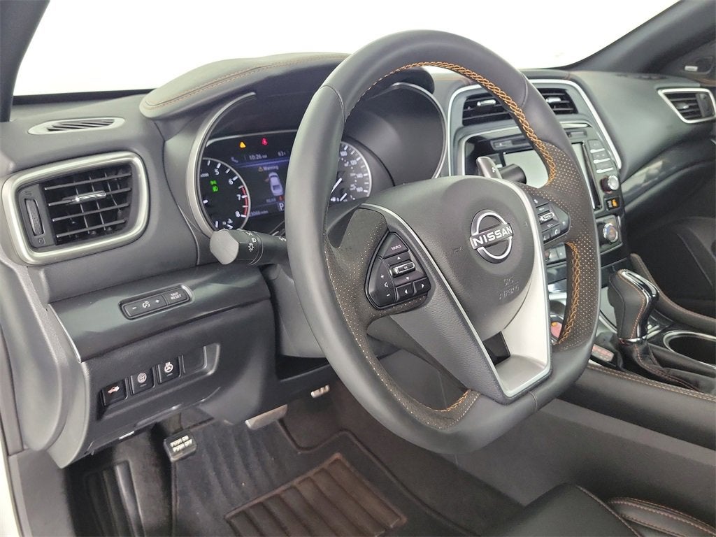 2023 Nissan Maxima SR