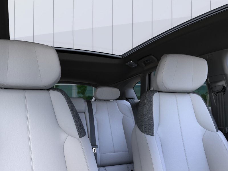 2025 Cadillac OPTIQ Luxury 1