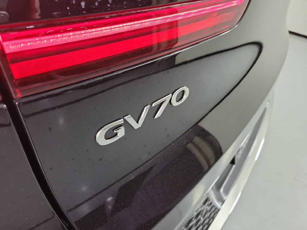 2025 Genesis GV70 2.5T