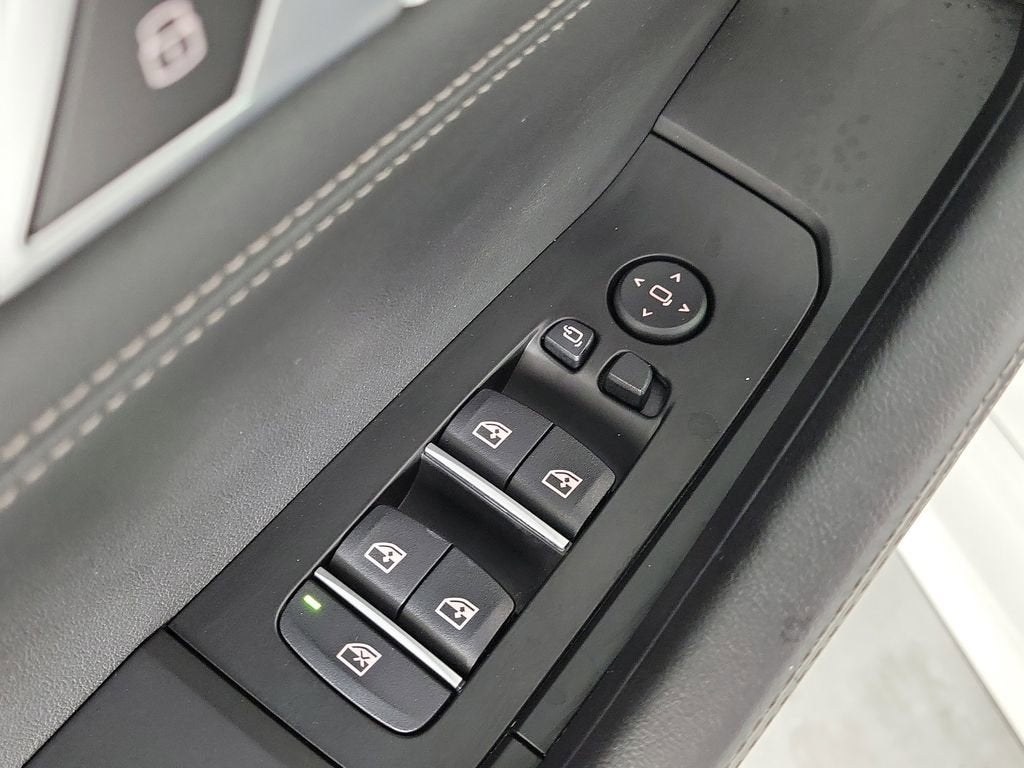 2024 BMW X6 M60i