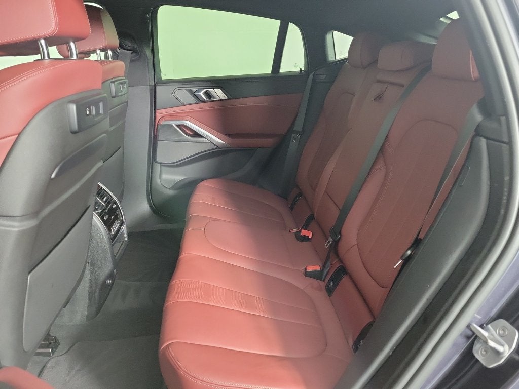 2020 BMW X6 M50i